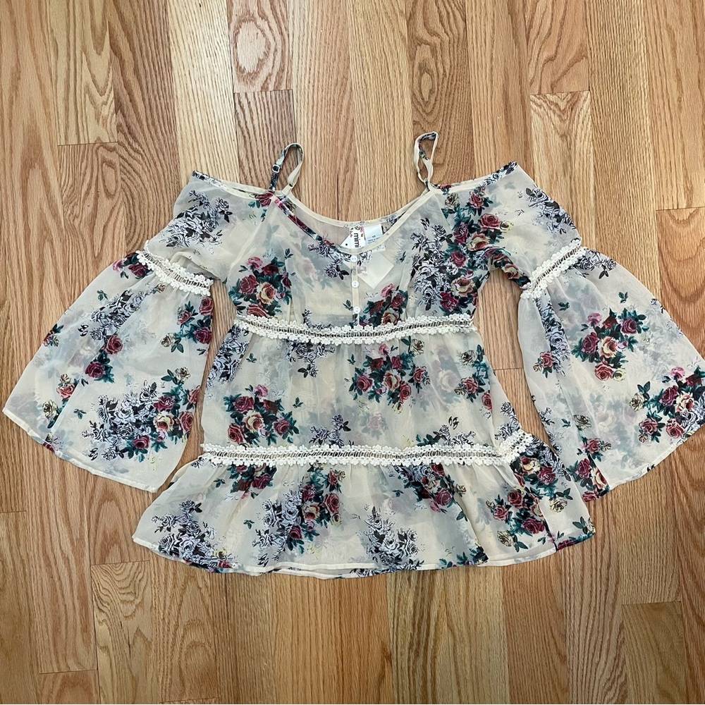 *NEW* Mimi Chica Floral Top | Size: XS